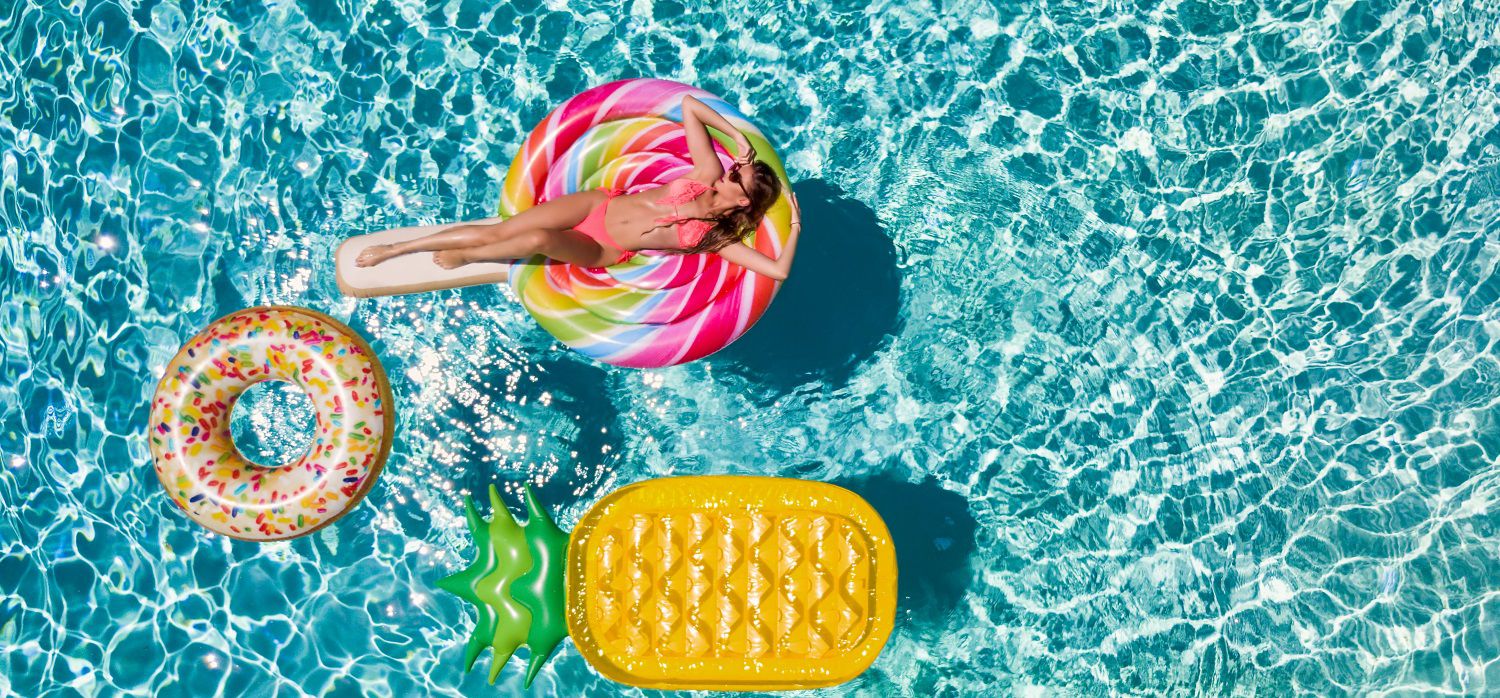 ses cheveux du chlore a la piscine