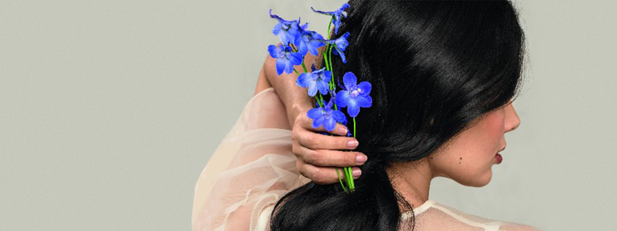 Flowers in Your Hair: Floral Accessories for Special Occasions or Every Day