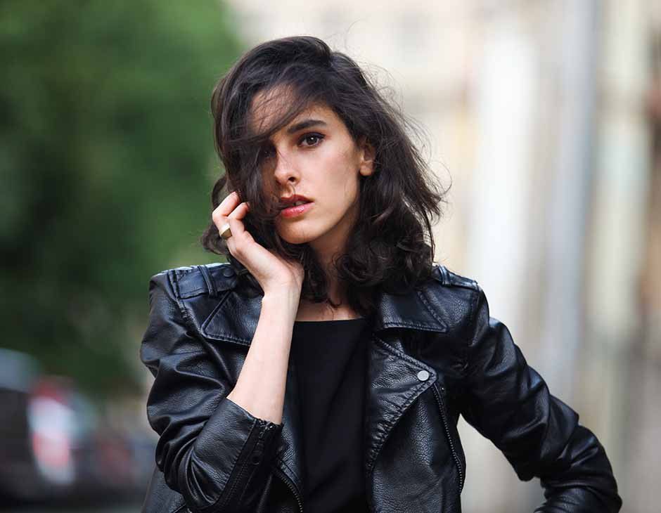 Черные волосы