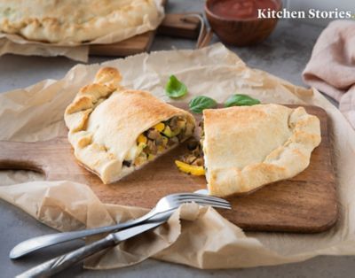 Pril | Grilled Vegetable and Mozzarella Calzone