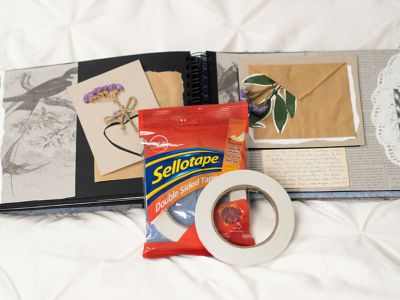 How to make a scrapbook