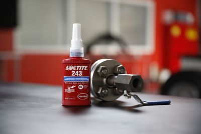 Genuine Henkel Loctite 243 X 50ml Medium Strength Oil Tolerant Threadlocker  Blue Operating Temperature – 55°C to +150°C
