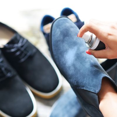 Wildleder-Sneaker reinigen: So hast du lange Freude an deinen Lieblingsschuhen