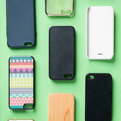 All You Care | Handyhlle saubermachen: So geht's
