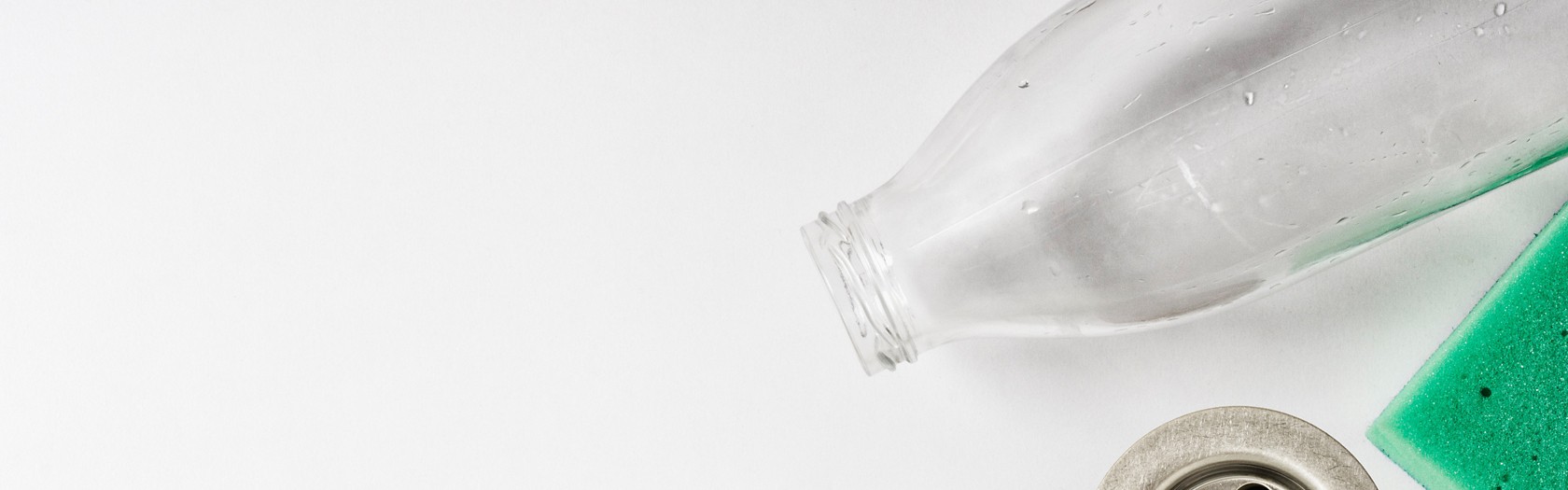Flasche von innen reinigen: So geht's | Frag Team Clean