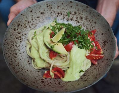 Pril | Pasta with creamy avocado-lime sauce