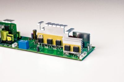 BOND-PLY® LMS-HD en una PCB