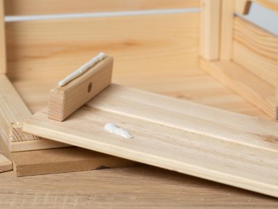 How to remove glue from wood: The basics