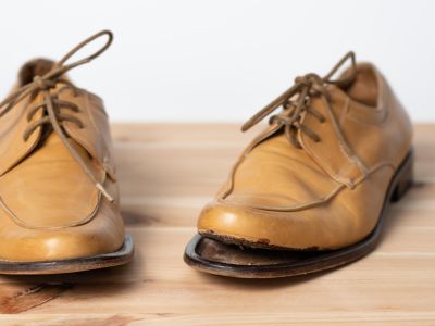 How To Find The Best Shoe Glue For Repairs