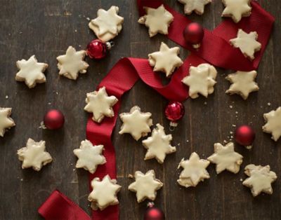 Cinnamon star cookies