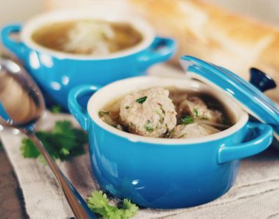 Daikon soup with meatballs