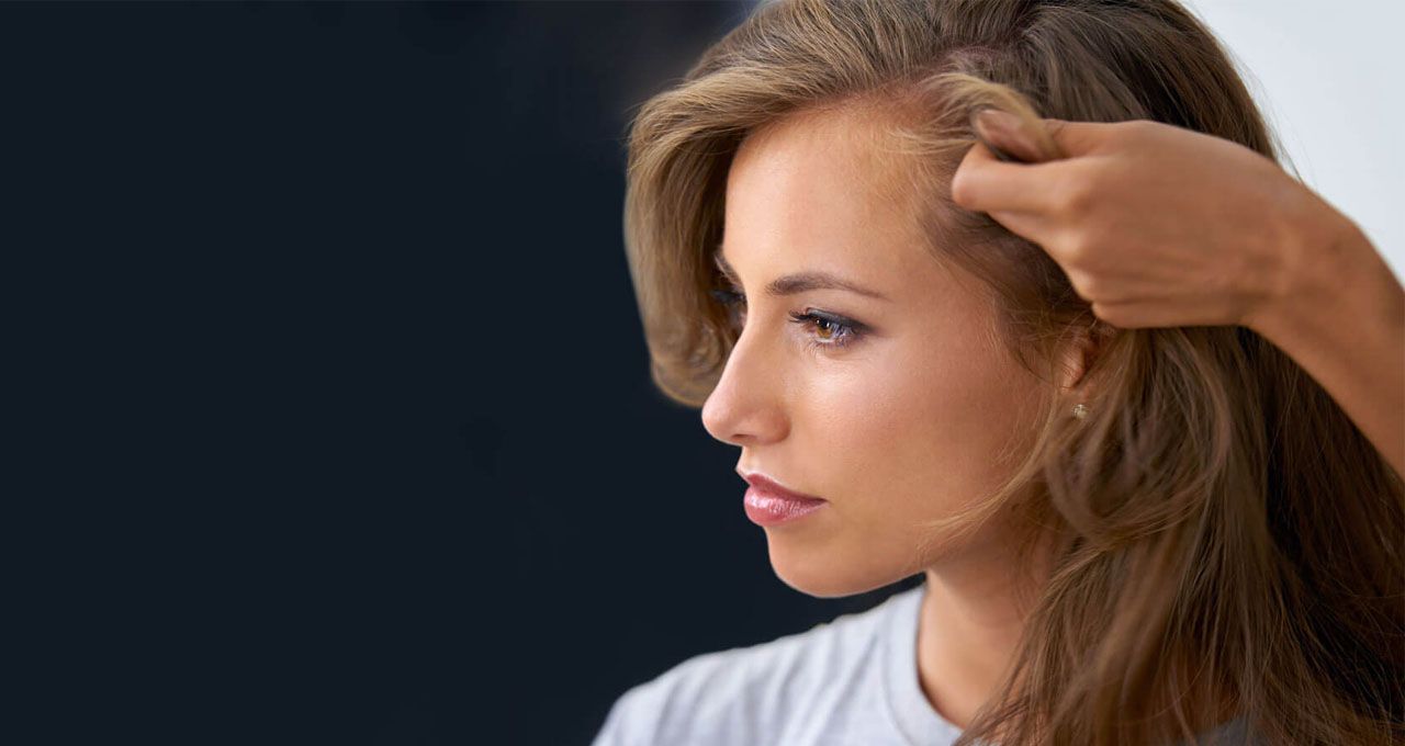 Femme cheveux chatains