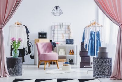 Wie baust du einen begehbaren Kleiderschrank selber? | Frag Team Clean