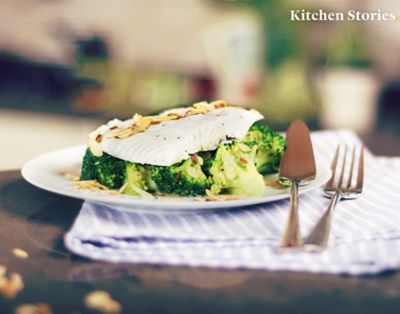 Pril | Halibut in thyme milk with broccoli