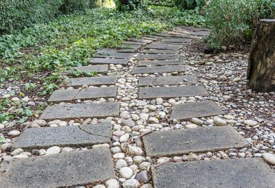Fixing your garden stones is quick and easy with the right epoxy