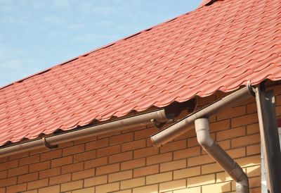 How to fix gutters with sealants