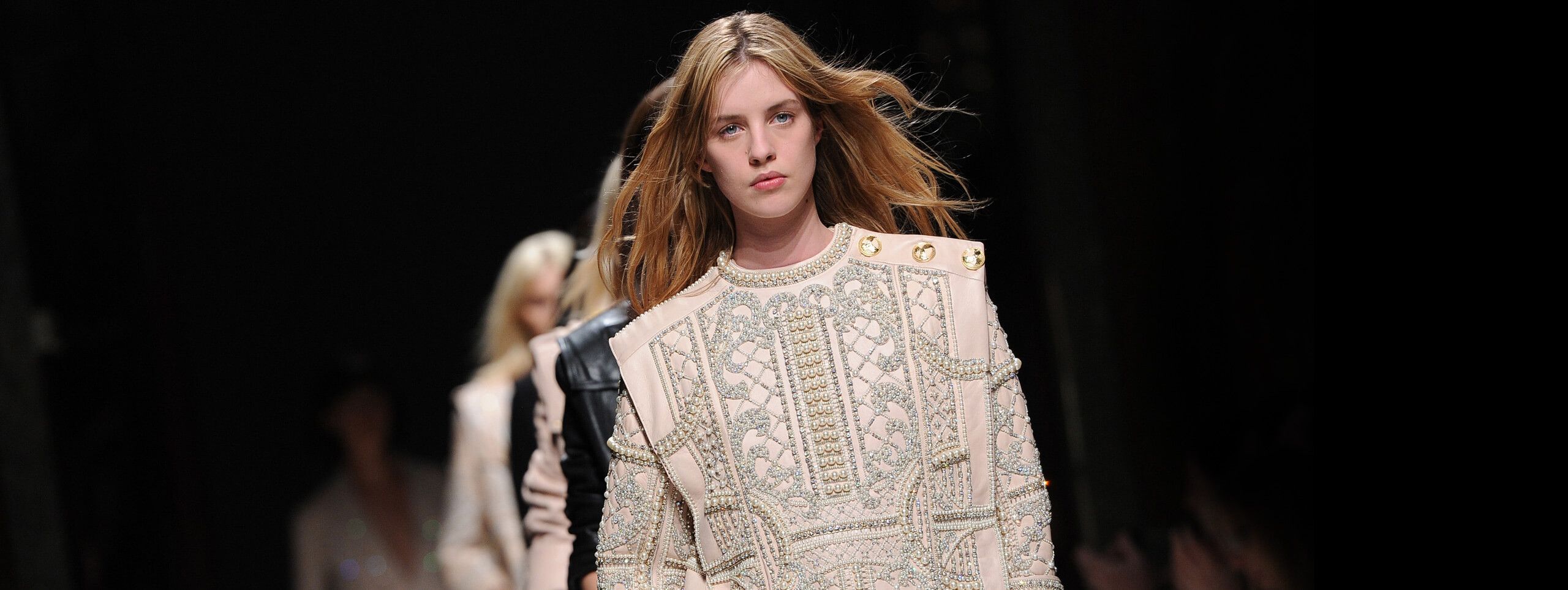 Se Teindre Les Racines Comment Faire