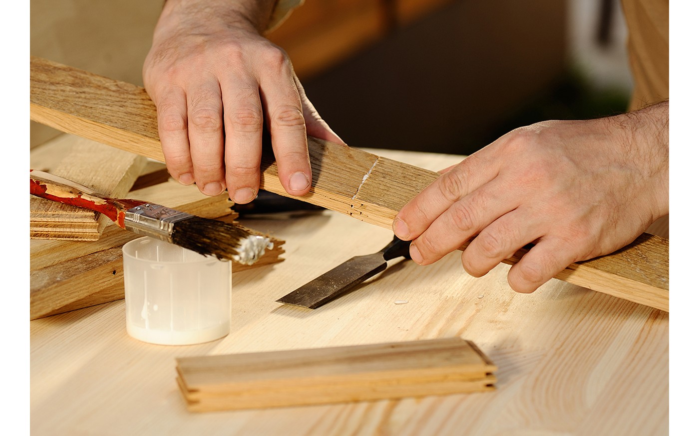 Klebereste entfernen So klappt’s bei verschiedenen Materialien