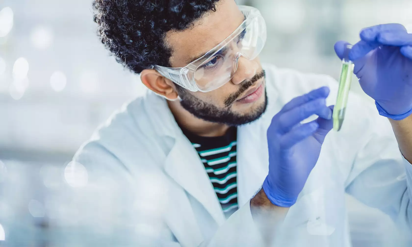 ホーム - ヘンケル アドヒーシブ テクノロジーズ | Henkel Adhesives