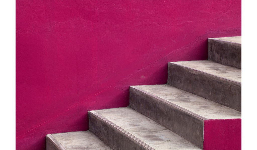 Repairing A Broken Corner On Concrete Steps