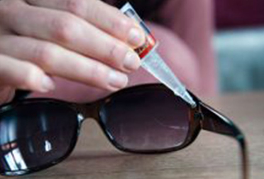 How to fix eyeglasses?