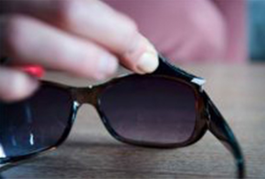 Como Consertar A Perna Do Oculos Que Quebrou