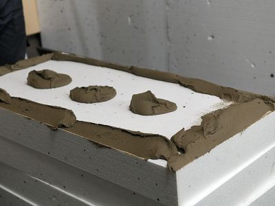 How to fix EPS insulation boards with PU adhesive?