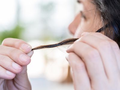 By a hair’s breadth: How to get glue out of hair