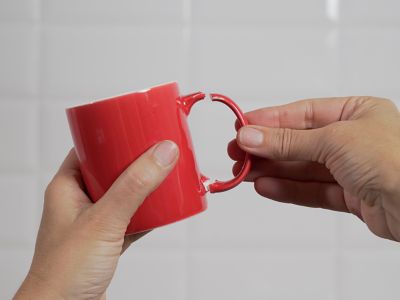 Food safe ceramic glue? This mug is actually broken more than