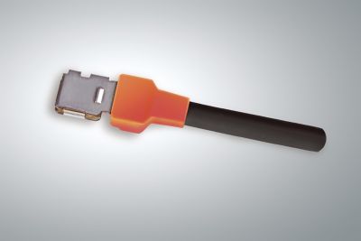 Wire cable with orange low-pressure molding